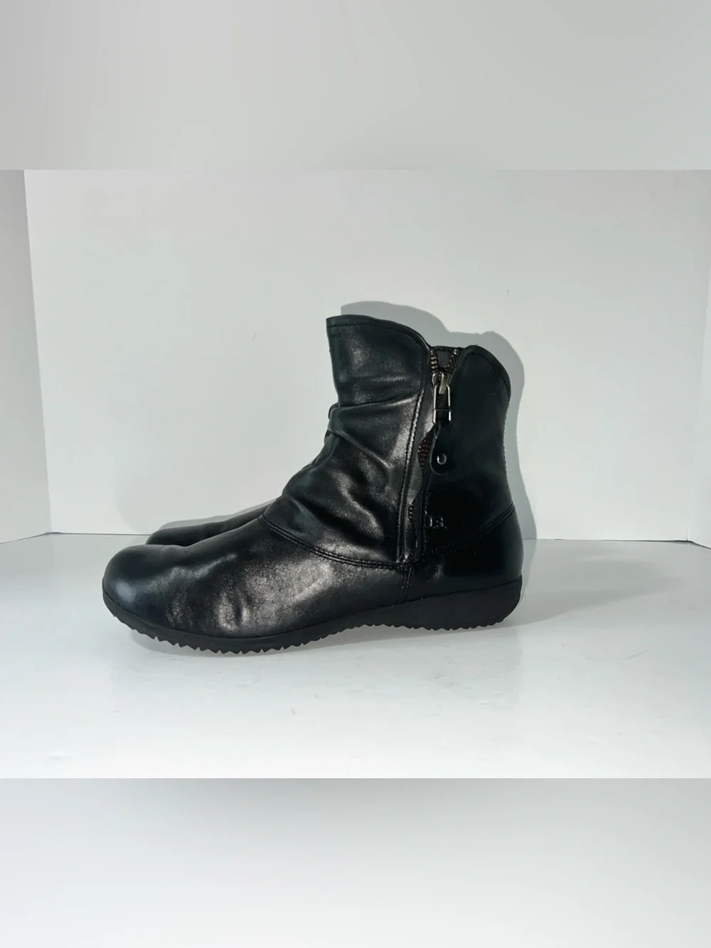 Josef Seibel Naly 24 Black Leather Ankle Boots Warm Lined Side Zip EU 38 US 7.5